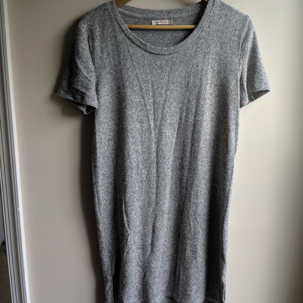 Hearts & Hips gray t-shirt dress